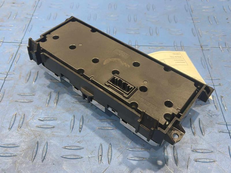 2016 Land Rover Range Rov Heater A/C Control