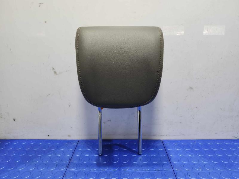 2013 Hyundai Santa Fe Headrest