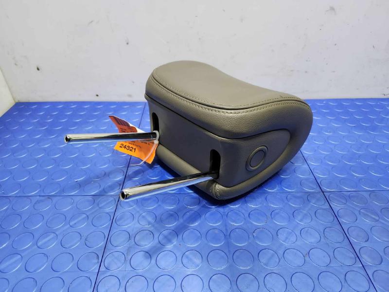 2013 Hyundai Santa Fe Headrest