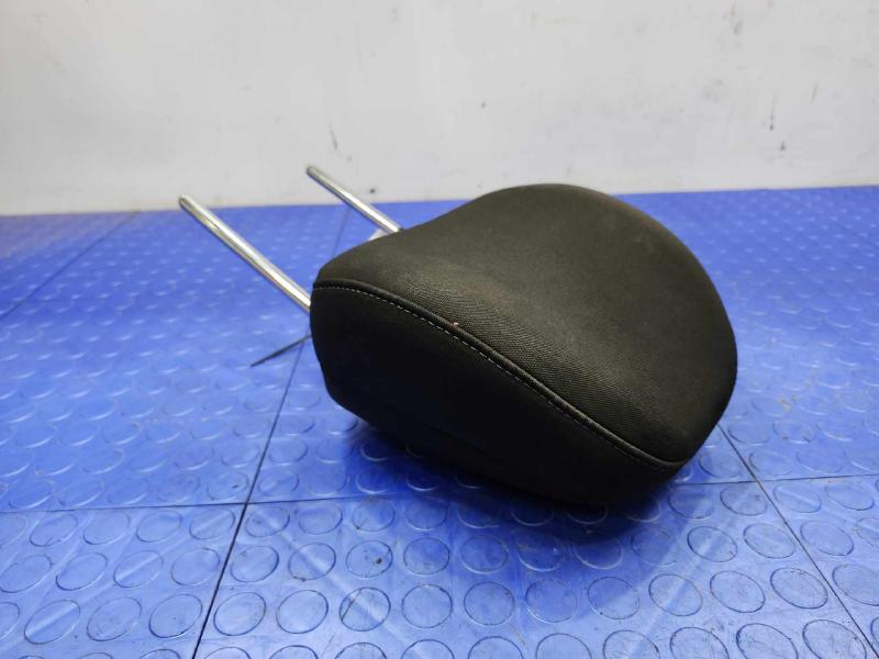 2016 Kia Forte Headrest