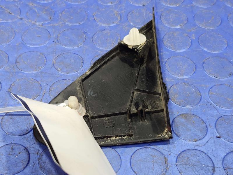 2011 Toyota Corolla Fender Moulding