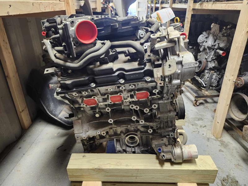 2014 Infiniti Q50 Engine Assembly/Motor