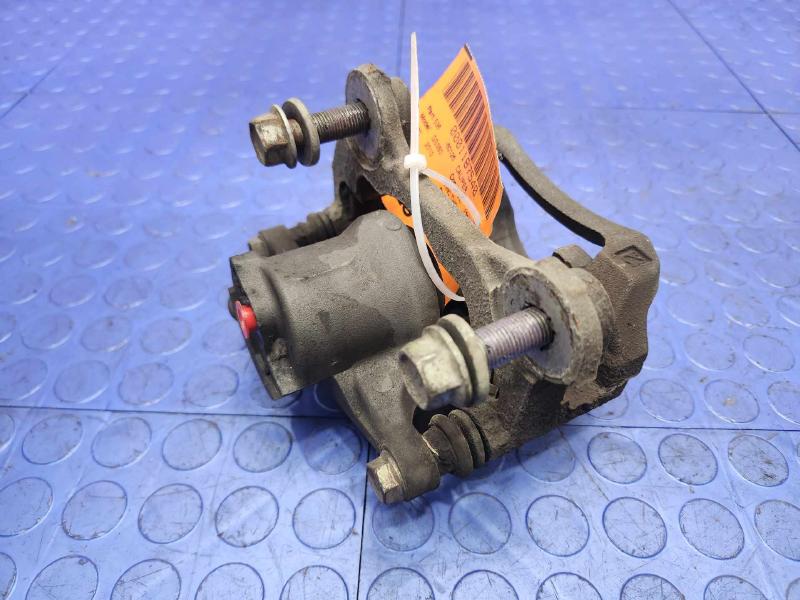 2013 Lexus GS 350 Caliper