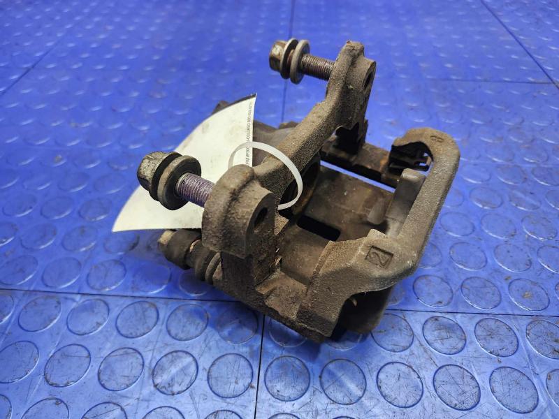2013 Lexus GS 350 Caliper
