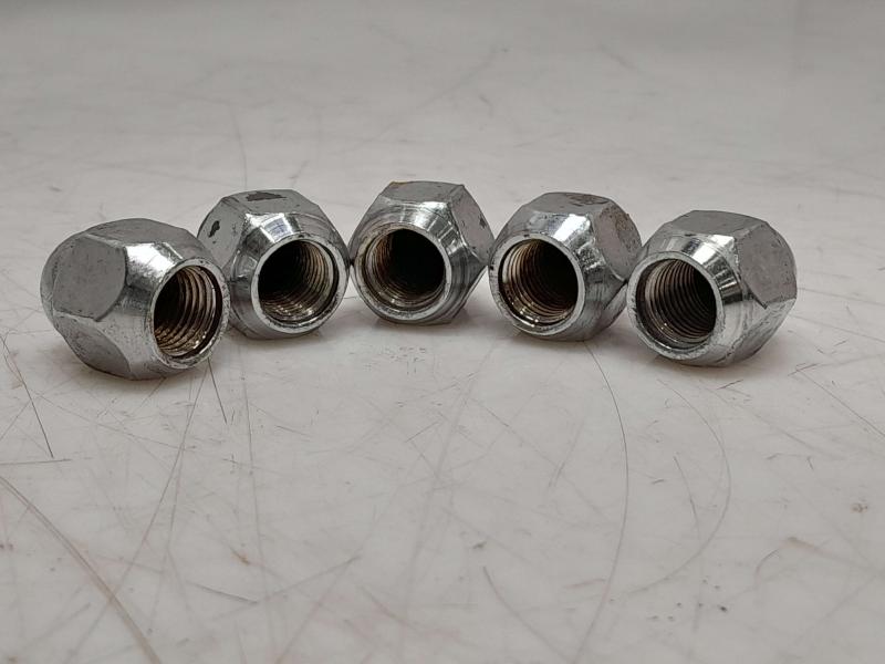 2019 Subaru Forester Lug Nuts
