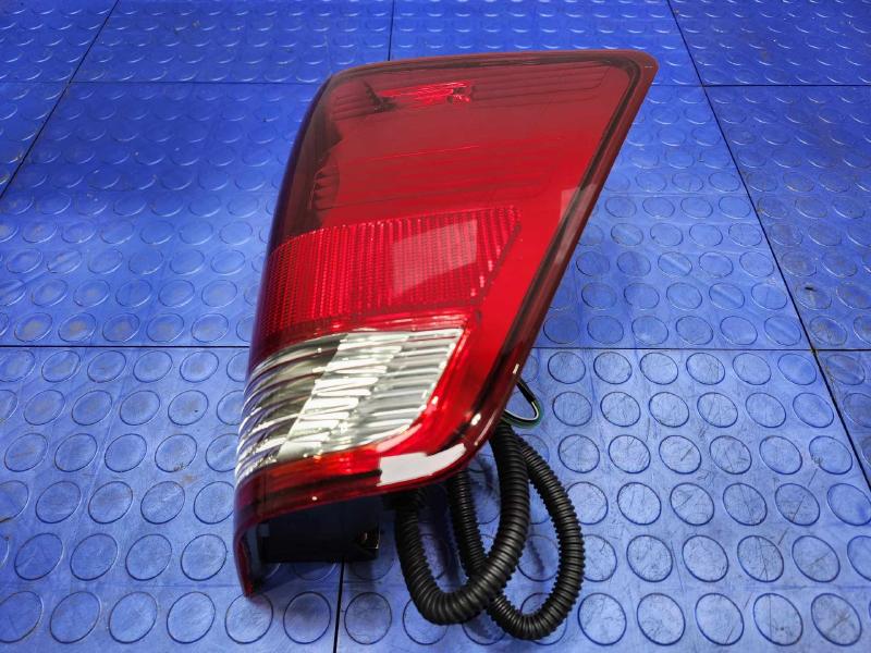 2006 Nissan Titan Tail Light Assembly
