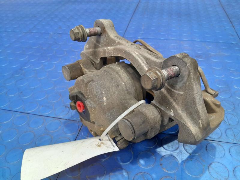 2018 Jaguar XE Caliper