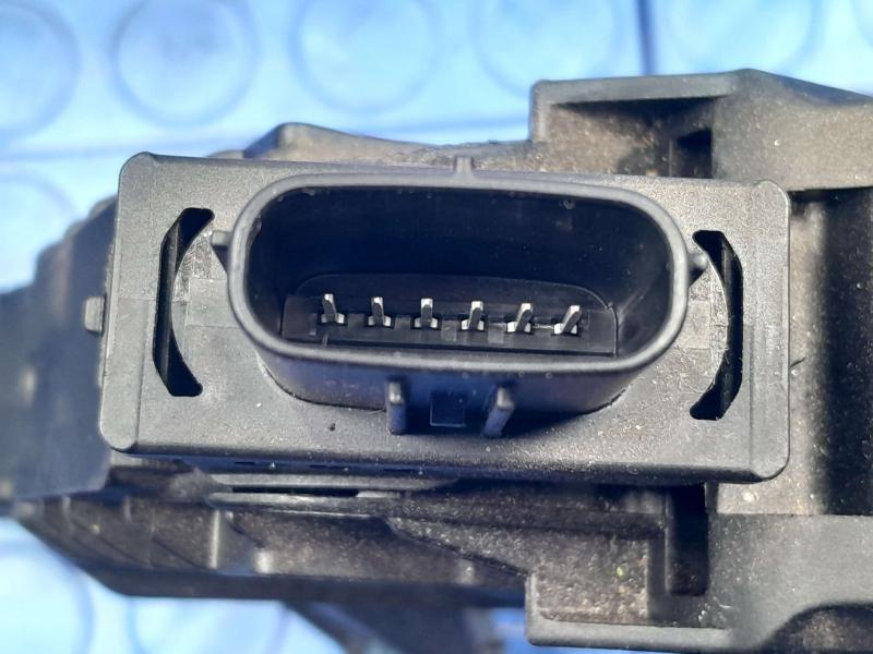 2016-2020 Hyundai Elantra Sedan Accelerator Pedal Assembly OEM 32700-F2100