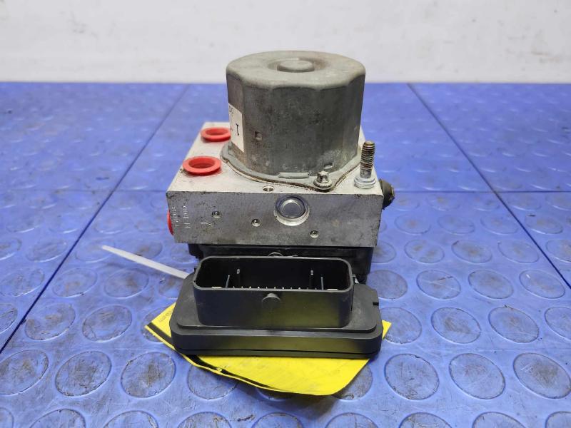 2013 Ford Taurus ABS Anti Lock Brake Pump Modulator Assembly OEM DG13-2C405-AG