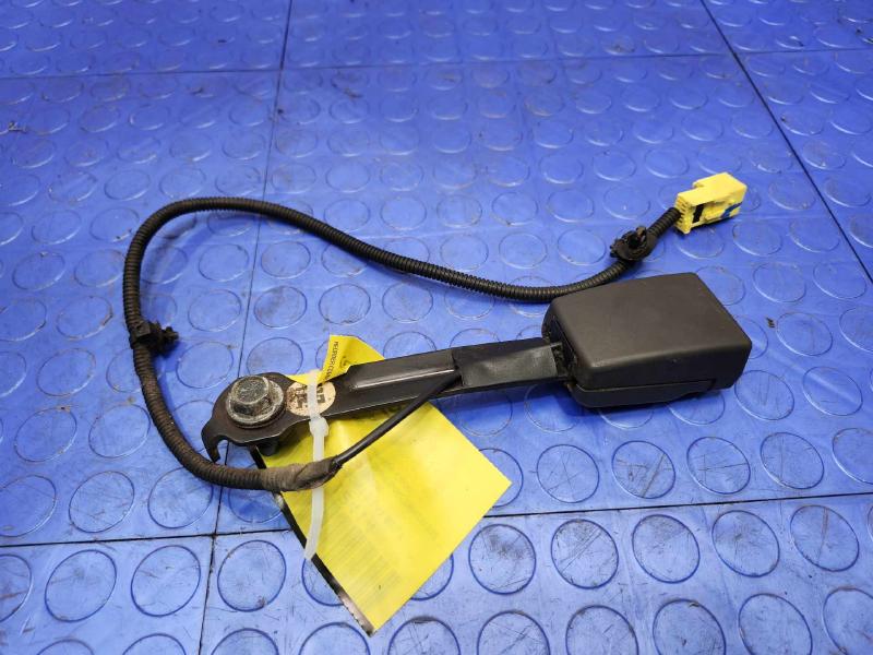 2011 Hyundai Sonata Front Seat Belt