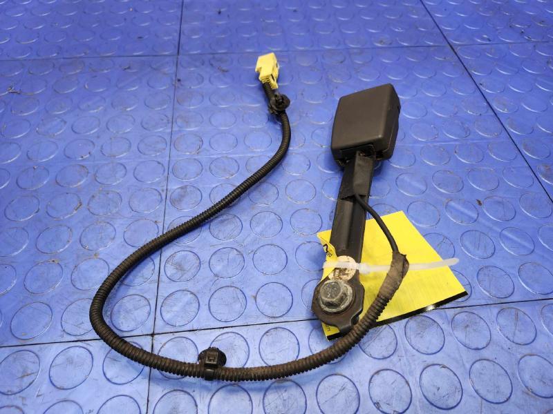 2011 Hyundai Sonata Front Seat Belt