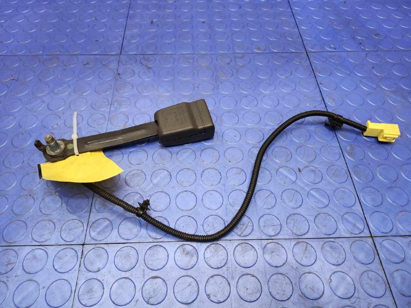 2011 Hyundai Sonata Front Seat Belt