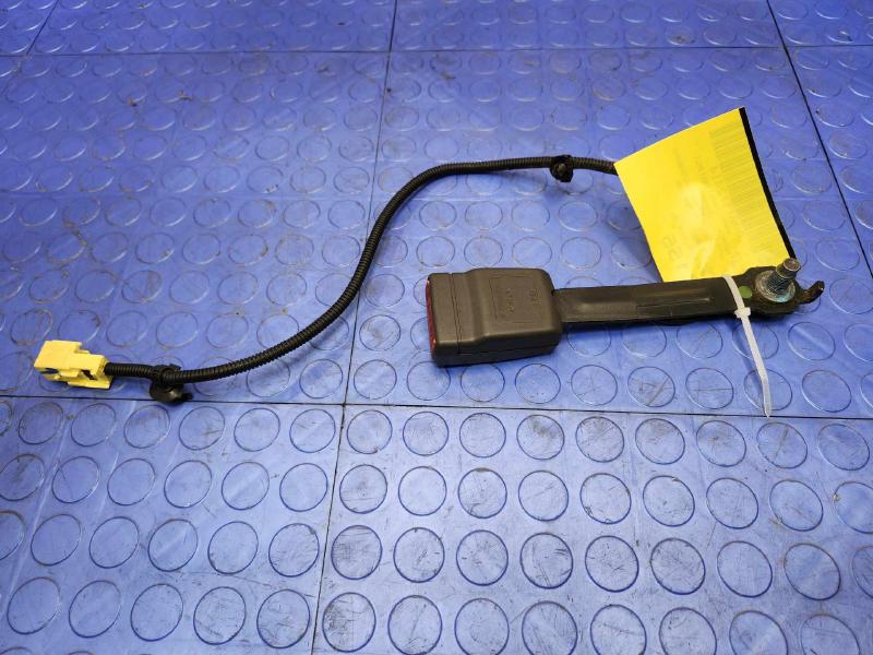 2011 Hyundai Sonata Front Seat Belt