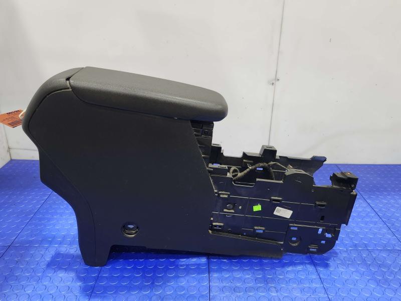 2018 Chevrolet Equinox Front Console