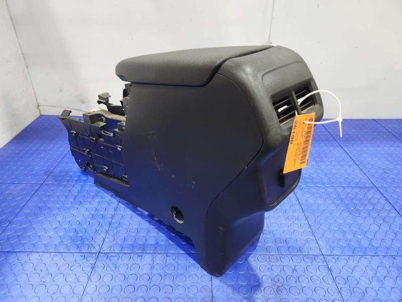 2018 Chevrolet Equinox Front Console