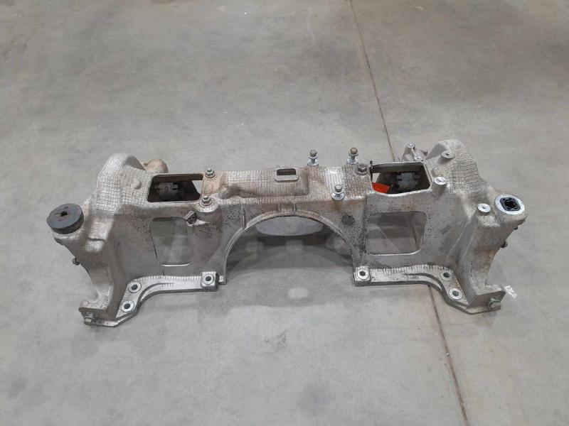 2007 Dodge Grand Caravan Crossmember/Cradle/Undercarria