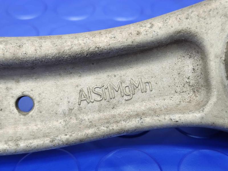 2011 Volkswagen Touareg Upper Control Arm Rear
