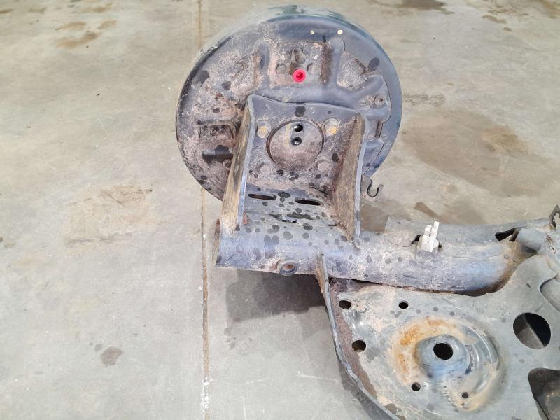 2015 Nissan Sentra Beam Axle