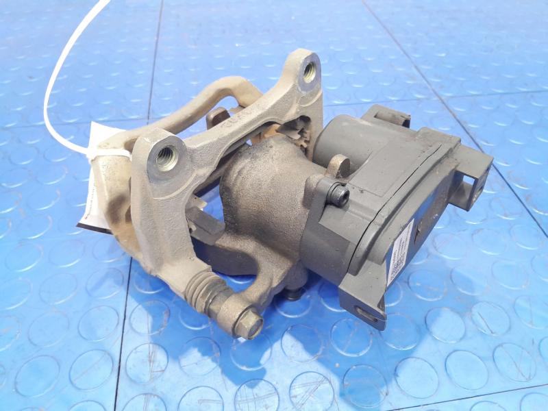 2017 GMC Acadia Caliper