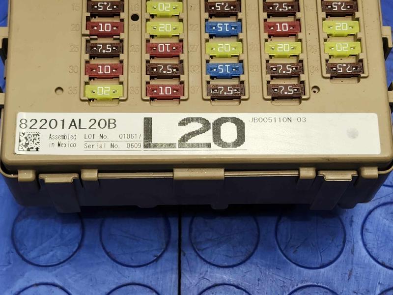 2017 Subaru Legacy Cabin Fuse Box