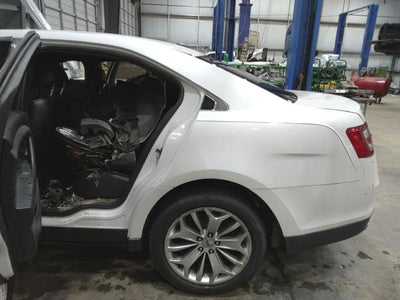 2015 Ford Taurus Quarter Panel