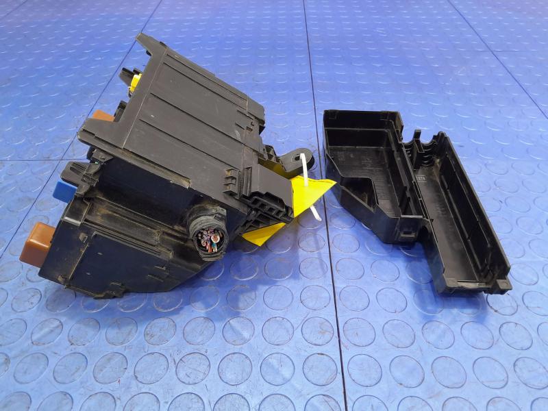2015 Nissan SL SV 2.5L Engine Fuse Box Relay Junction Block OEM 240129HP2D
