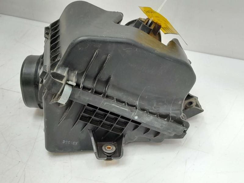 2012 2013 Honda Civic 1.8L Engine Air Cleaner Box Assembly OEM 17201R1AA01 17210R1AA01