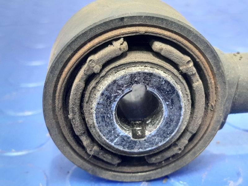 2013 Ford Fusion Lower Control Arm Rr