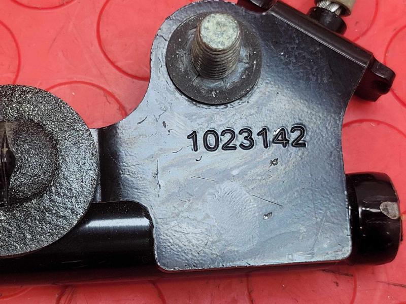 2013 Ford Fusion Front Seat Belt