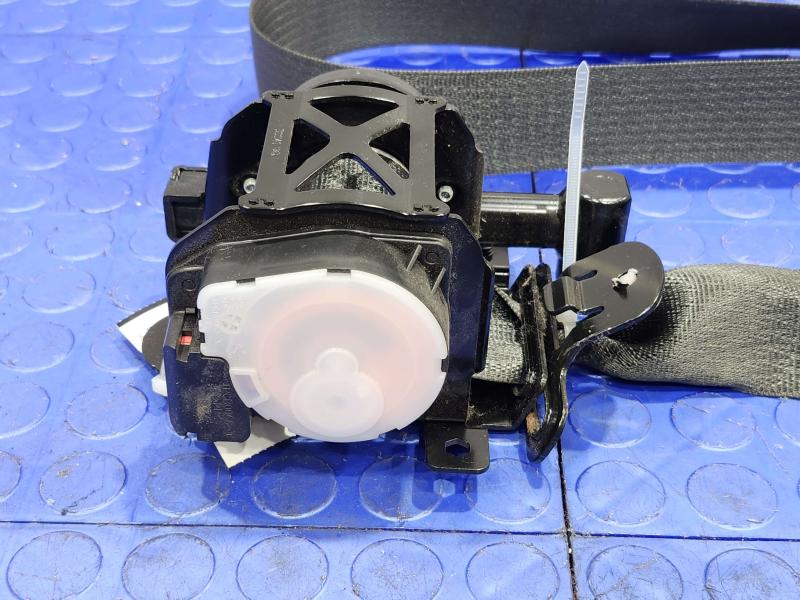 2014 Chevrolet Spark Front Seat Belt
