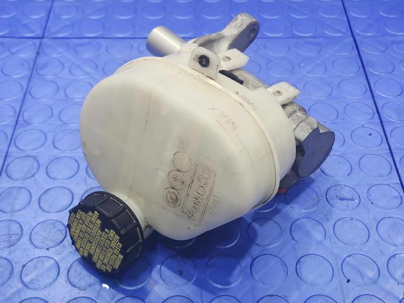 2015-2022 Ford Mustang Brake Master Cylinder Assembly Genuine OEM FR3Z2140D