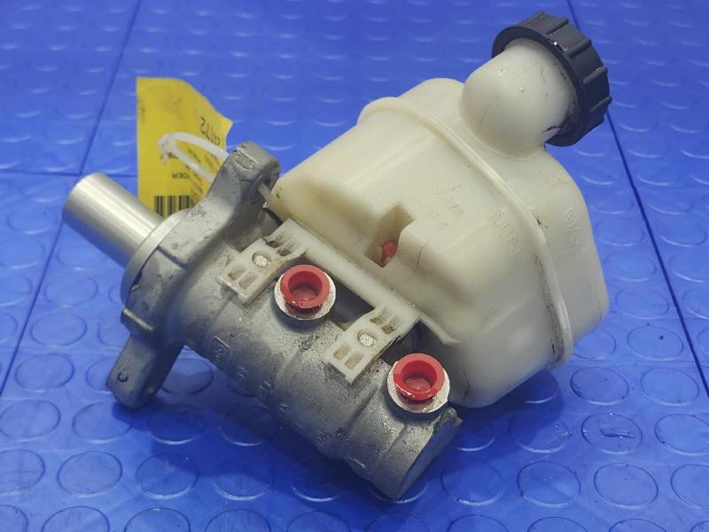 2015-2022 Ford Mustang Brake Master Cylinder Assembly Genuine OEM FR3Z2140D