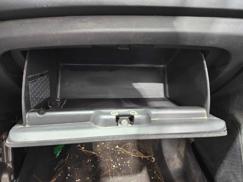 2016 Chevrolet Trax Glove Box