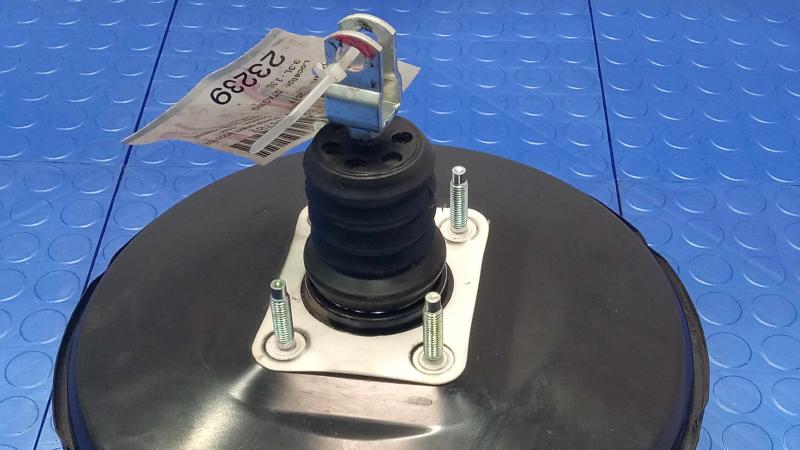 2016-2020 Kia Sorento 2.4L 3.3L Power Brake Booster Genuine OEM 58500-C6800
