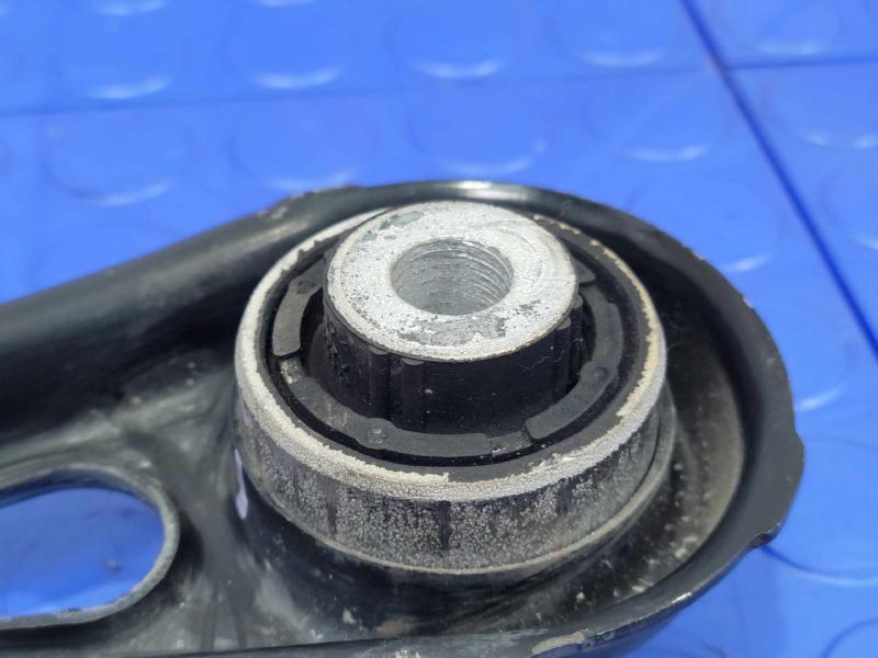 2017 Chevrolet Camaro Lower Control Arm Rr