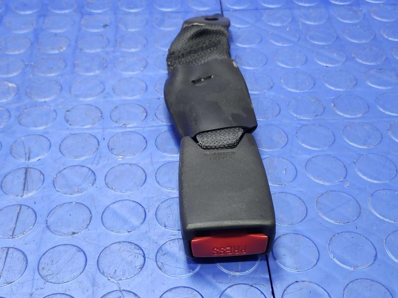 2015 Infiniti Q50 Rear Seat Belt