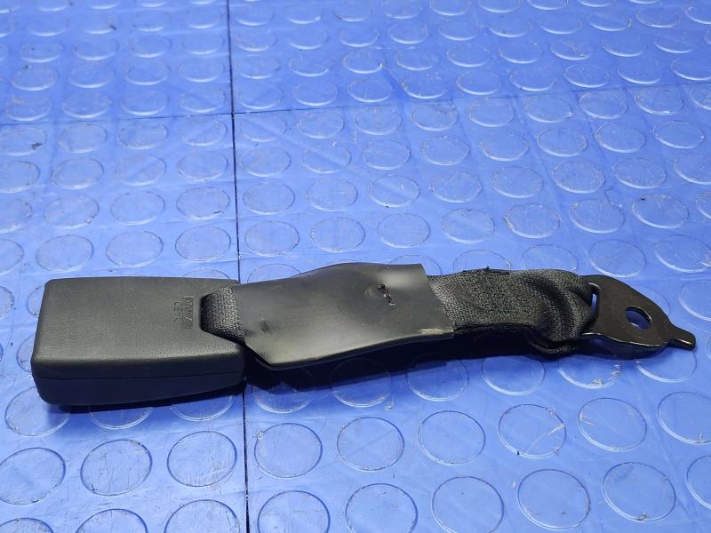 2015 Infiniti Q50 Rear Seat Belt