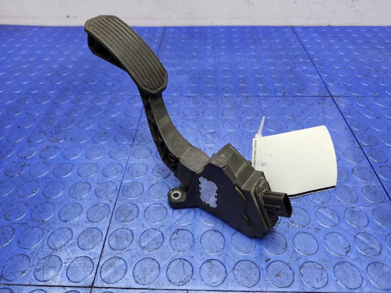 2013-2018 Toyota Avalon Accelerator Pedal Assembly Genuine OEM 78110-06040