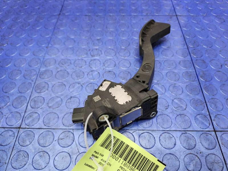 2013-2018 Toyota Avalon Accelerator Pedal Assembly Genuine OEM 78110-06040