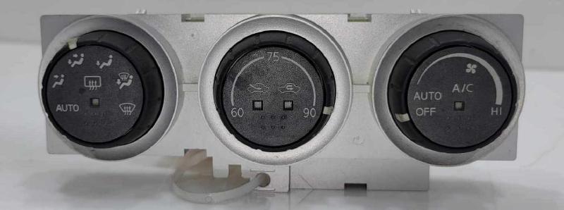 2003 Nissan 350Z Coupe Temperature Climate Controls OEM 27500CD000