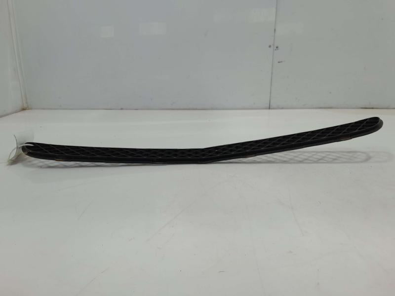 2008 - 2012 Buick Enclave Lower Bumper Grille OEM 10371589