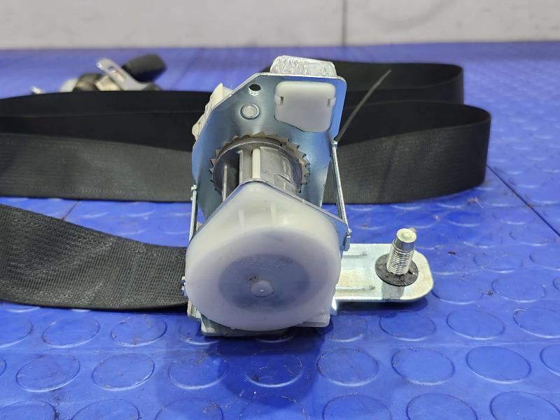 2013 Honda Civic Rear Seat Belt