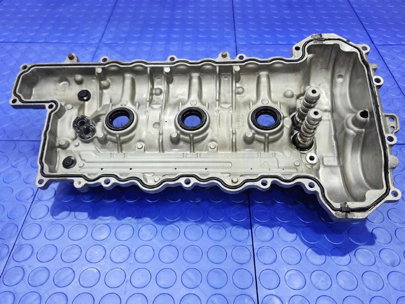 2017 Chevrolet Camaro Valve Cover