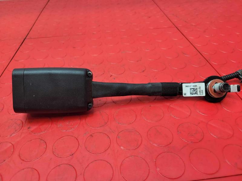2018-2021 Kia Stinger Front Seat Belt Buckle Right Passenger Side Black OEM 88830J5000WK
