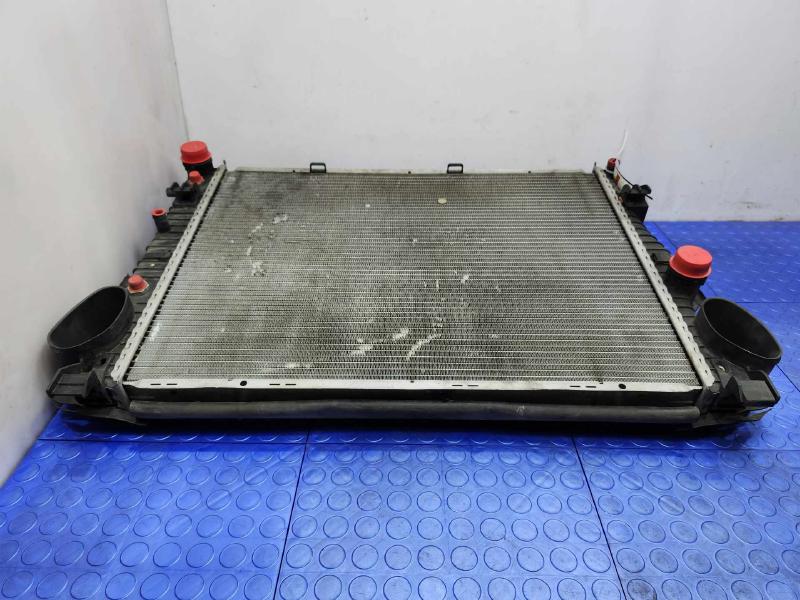 2006 Mercedes S-Class Radiator