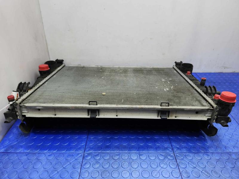 2006 Mercedes S-Class Radiator
