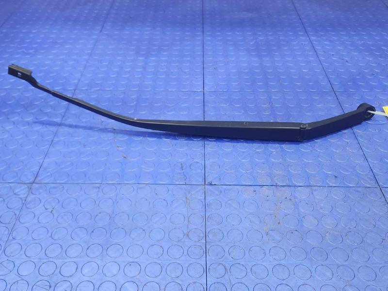 2016 Toyota Prius Wiper Arm