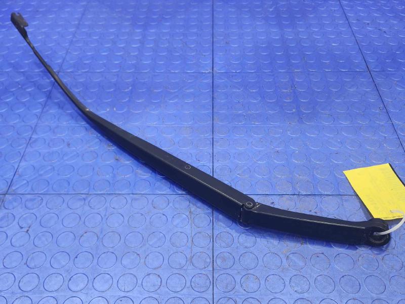 2016 Toyota Prius Wiper Arm