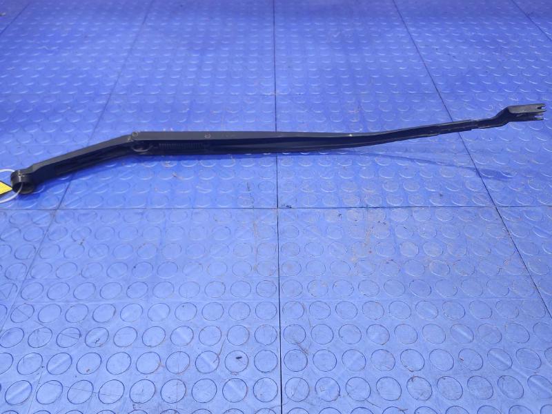 2016 Toyota Prius Wiper Arm