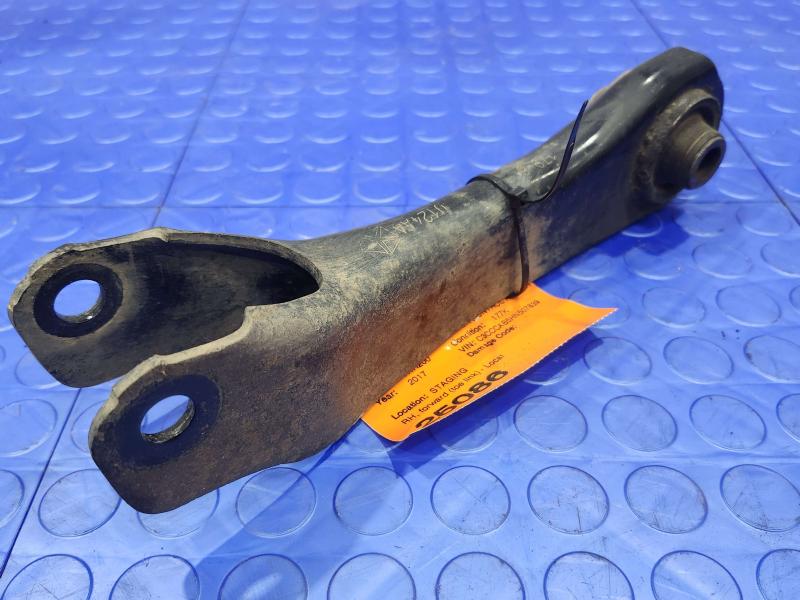 2017 Chrysler 200 Lower Control Arm Rr